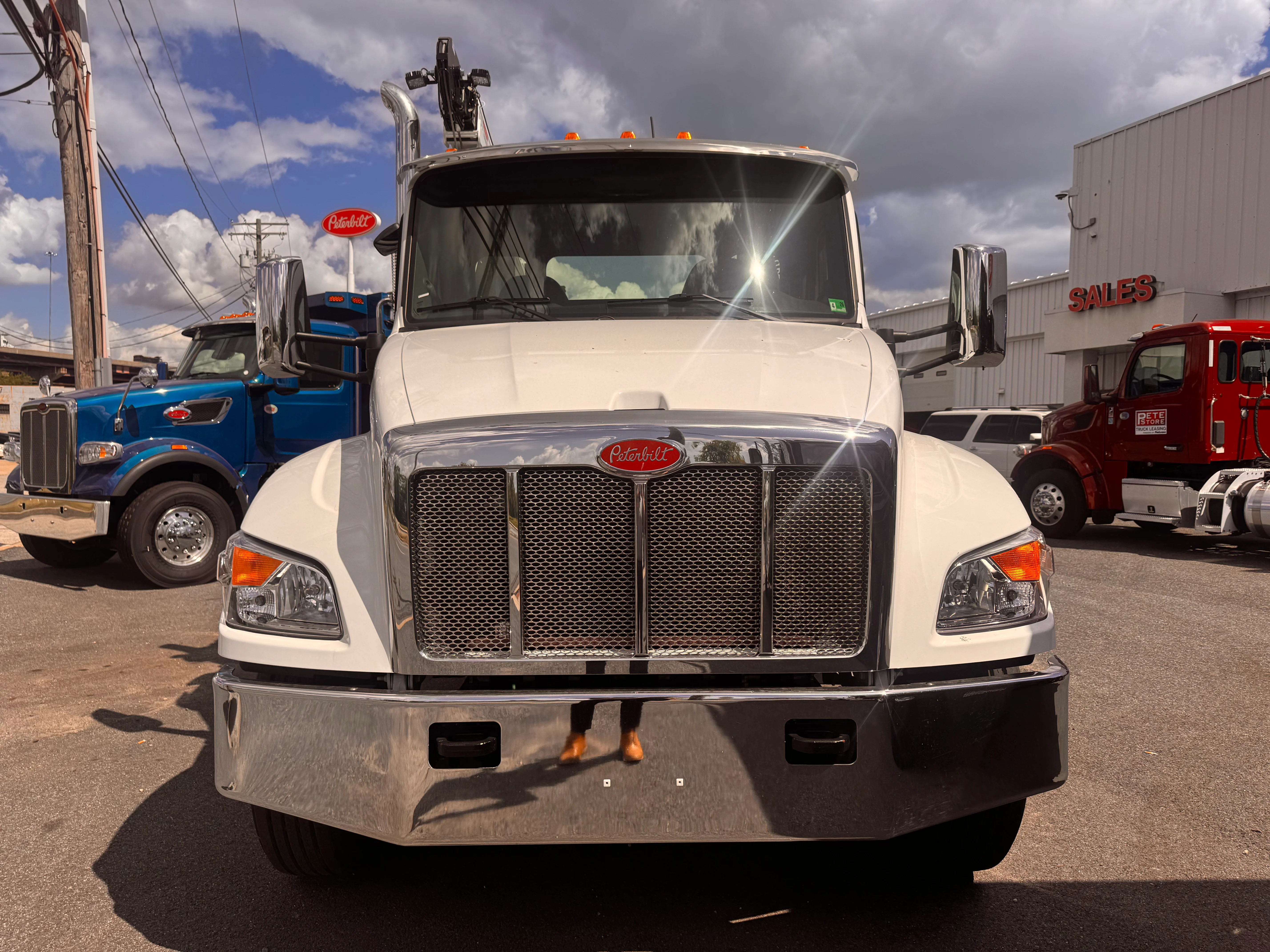 2025 Peterbilt 536 in Richmond, VA — photo 3