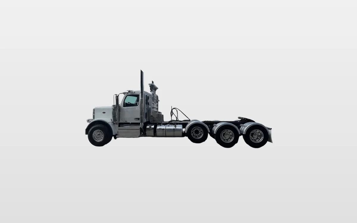 2026 Peterbilt - image 1