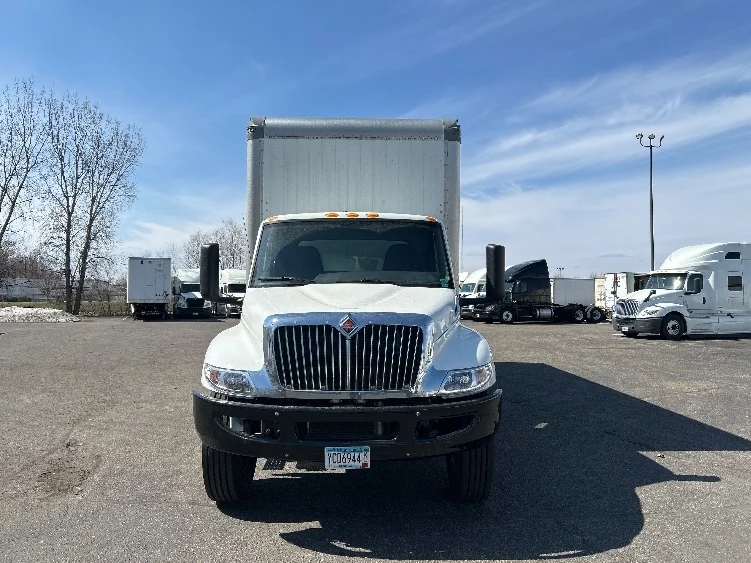 2022 International MV - image 2