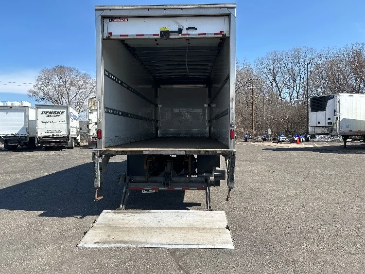 2022 International MV - image 9