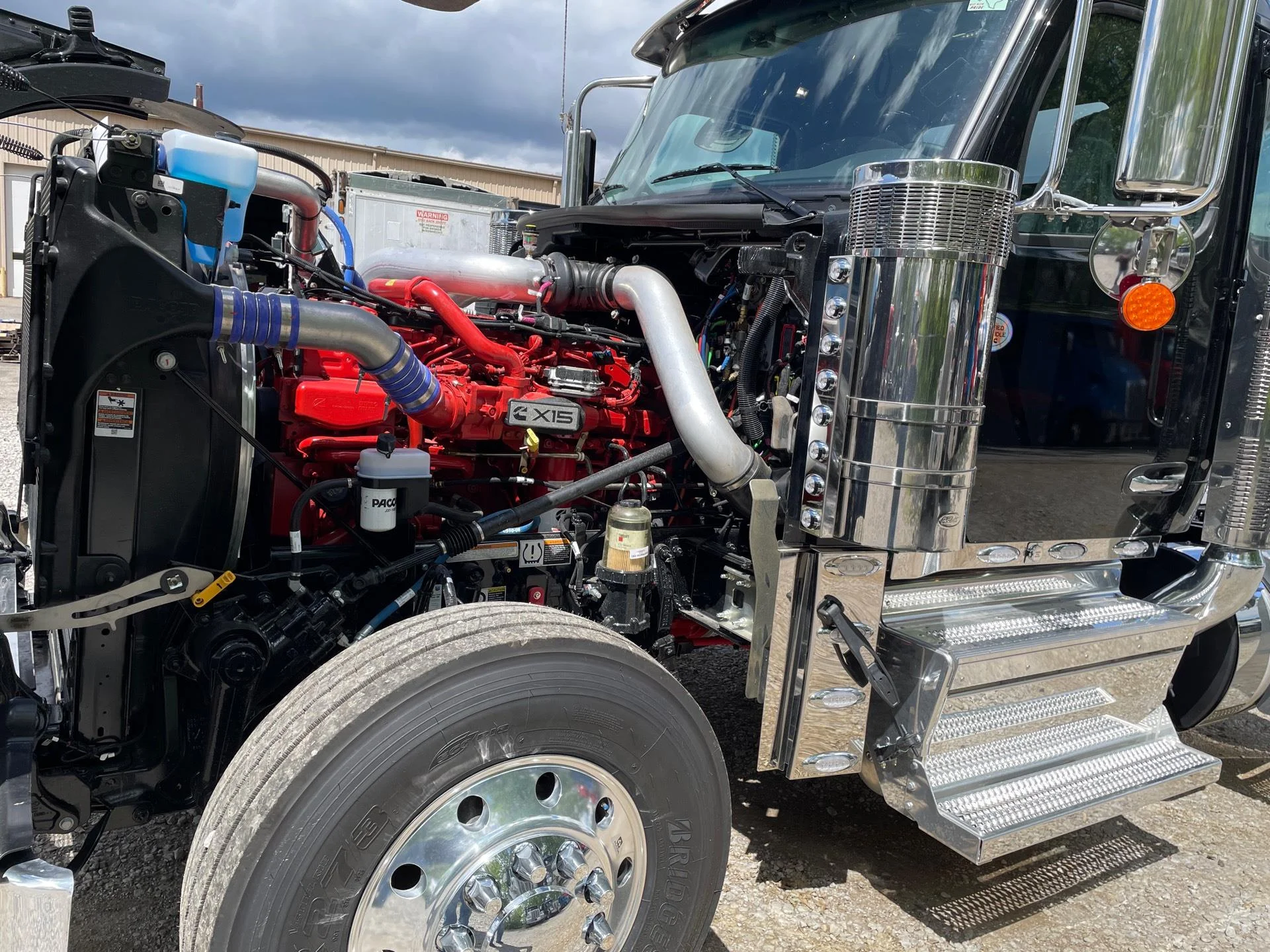2027 Peterbilt 589 in Etna, OH — photo 15