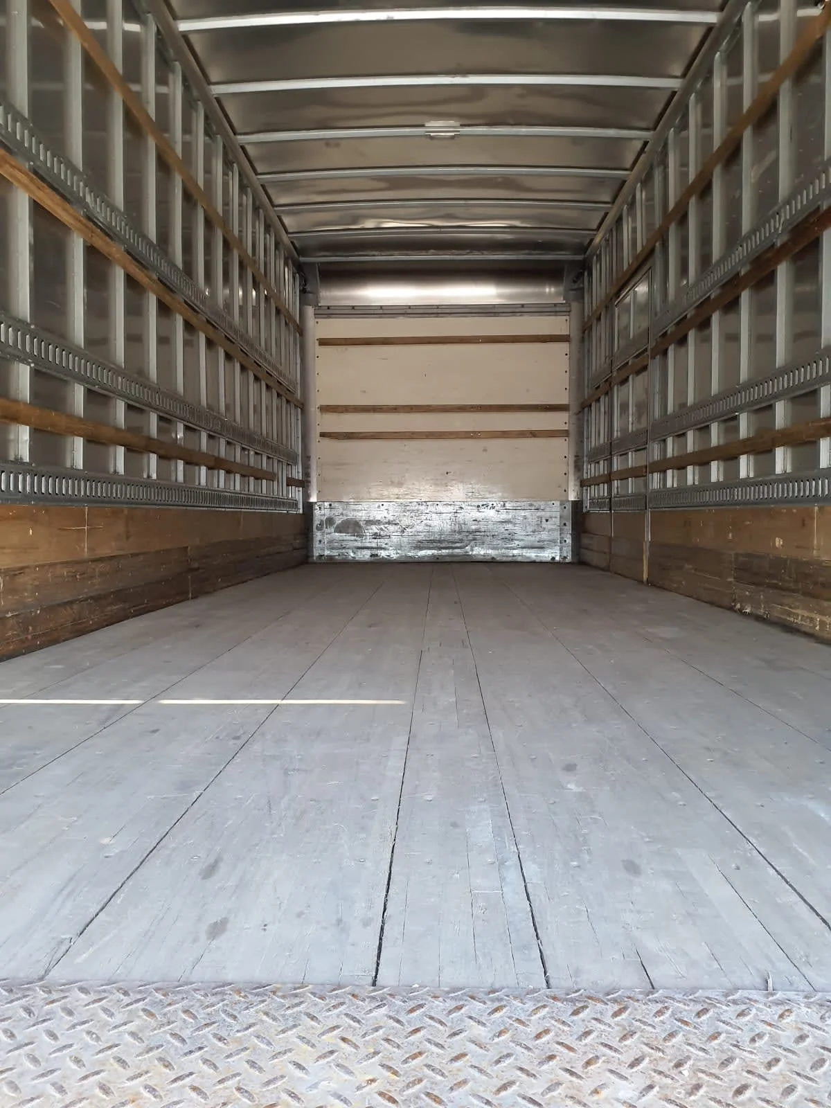 2019 International 4300 in Altoona, IA — photo 8