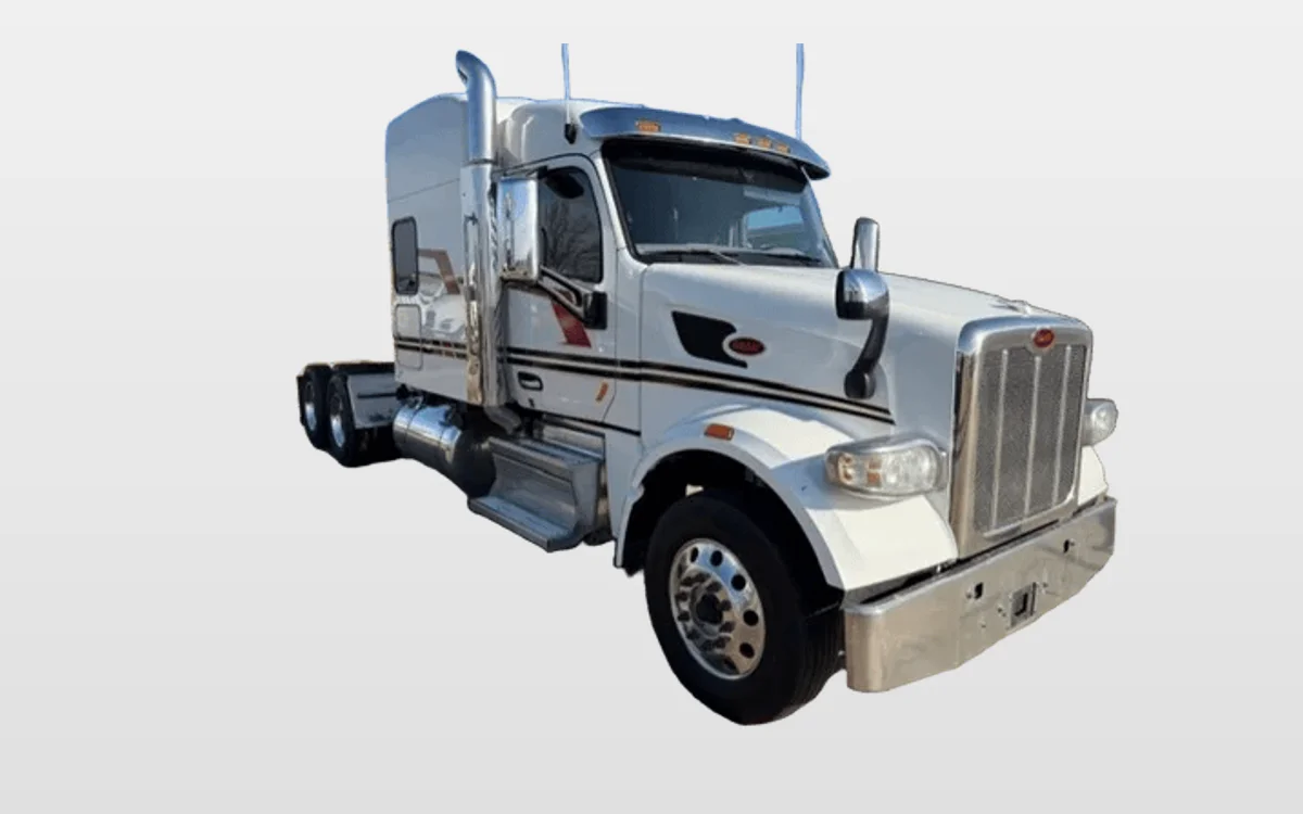 2020 Peterbilt 567 - image 1
