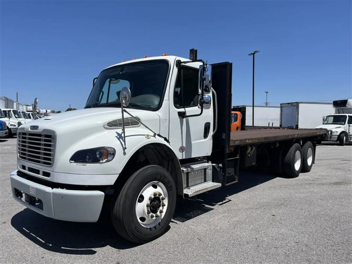 2019 Freightliner M2 106