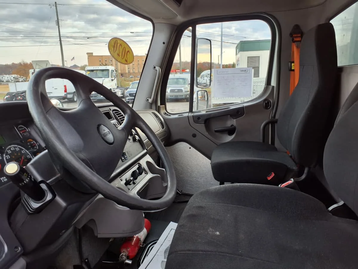 2020 Freightliner M2 106 in Knoxville, TN — photo 7