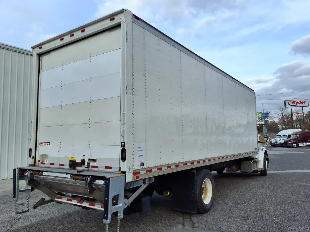 2020 Freightliner M2 106 in Knoxville, TN — photo 4