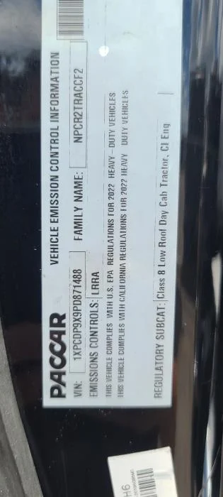 2023 Peterbilt 567 — photo 21