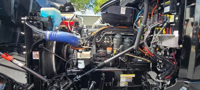 2023 Peterbilt 567 — photo 11
