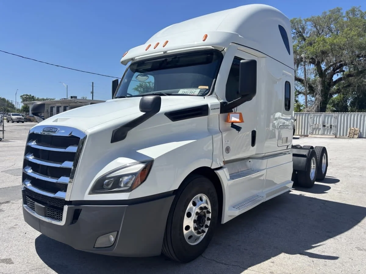 2022 Freightliner Cascadia in Atlanta, GA