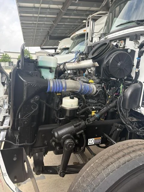 2021 Peterbilt 337 — photo 11