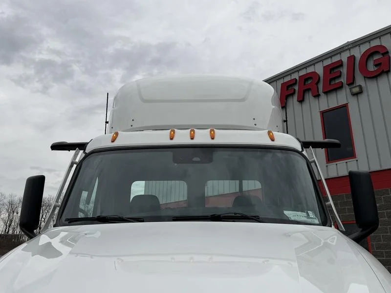 2026 Freightliner Cascadia in Pittsburgh, PA — photo 13