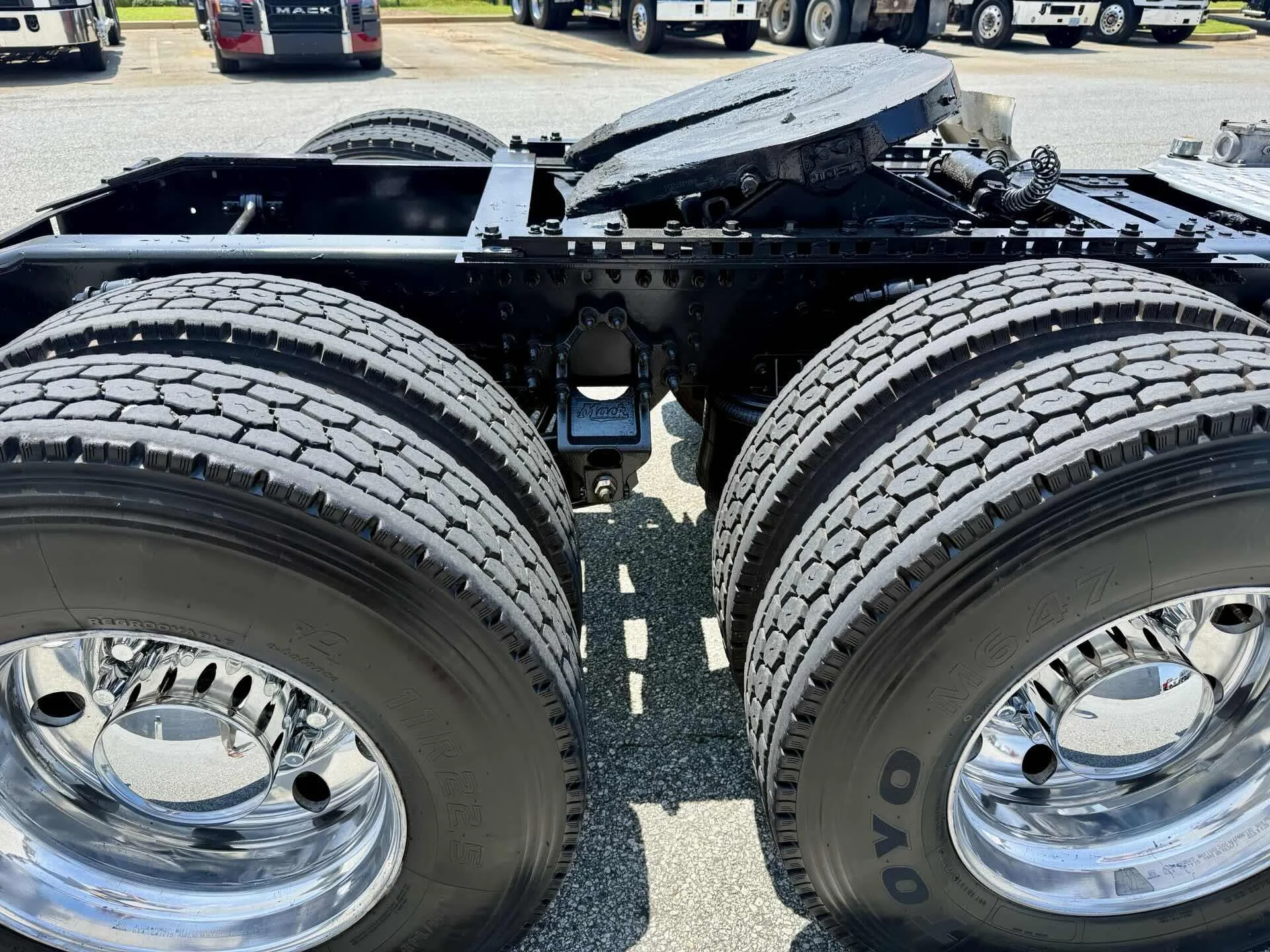 2016 Mack Pinnacle in Duluth, GA — photo 8