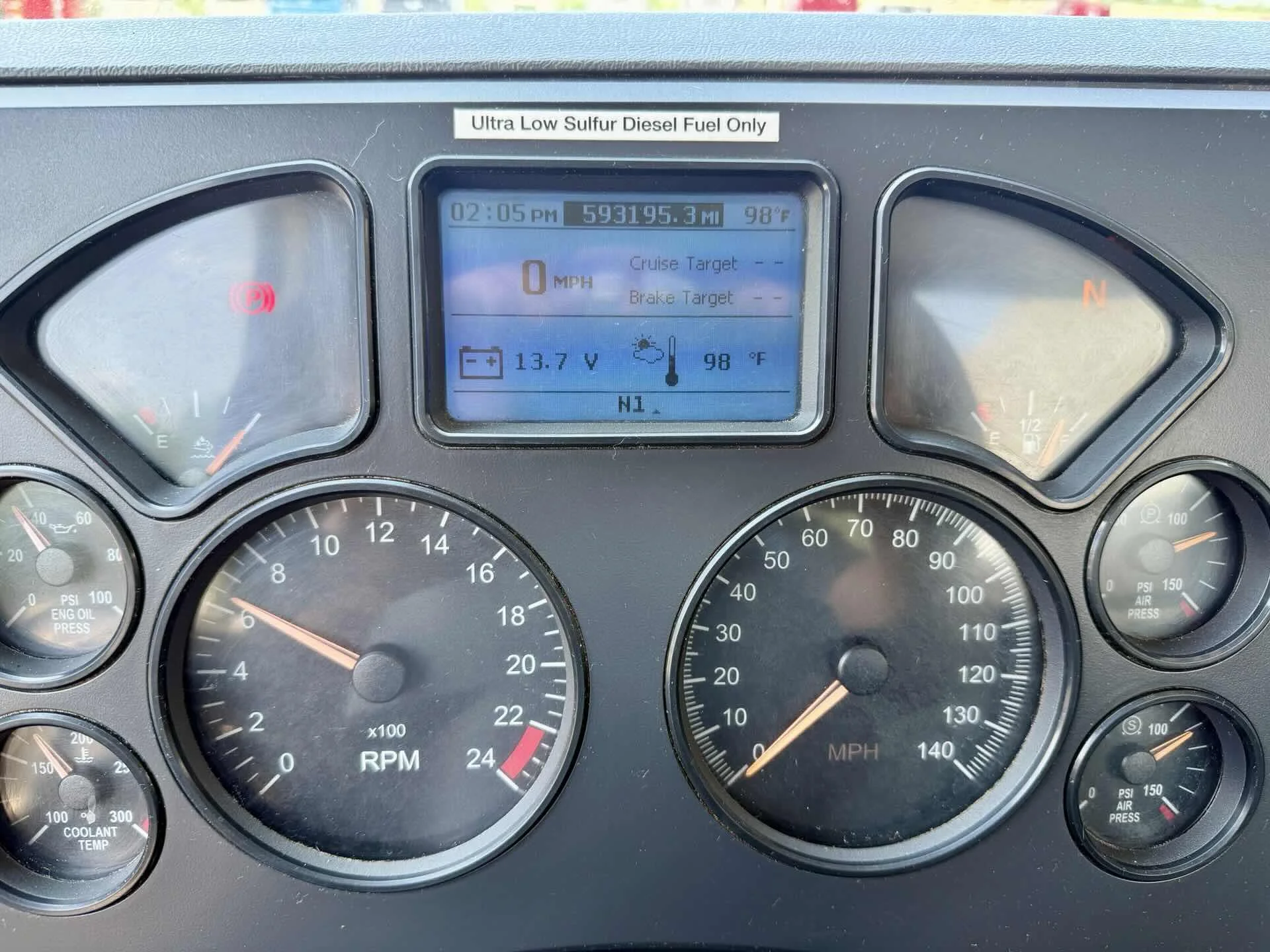 2016 Mack Pinnacle in Duluth, GA — photo 15