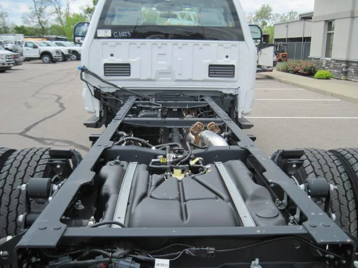 2026 Ford F-600 — photo 17