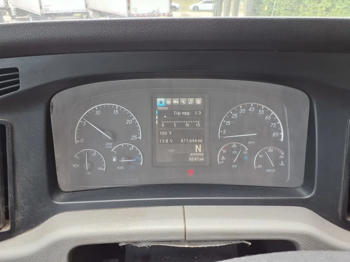 2019 Freightliner Cascadia in Davie, FL — photo 9