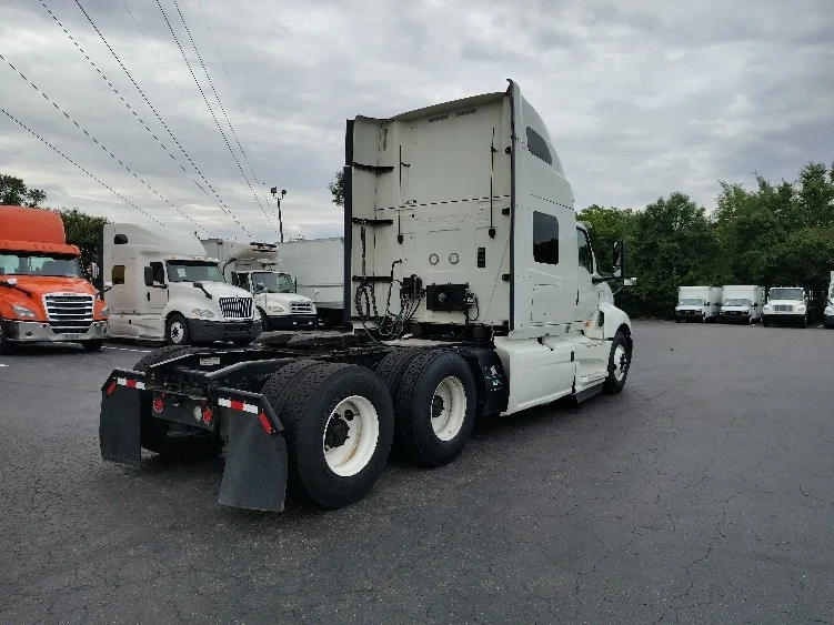 2020 International LT in Greensboro, NC — photo 7