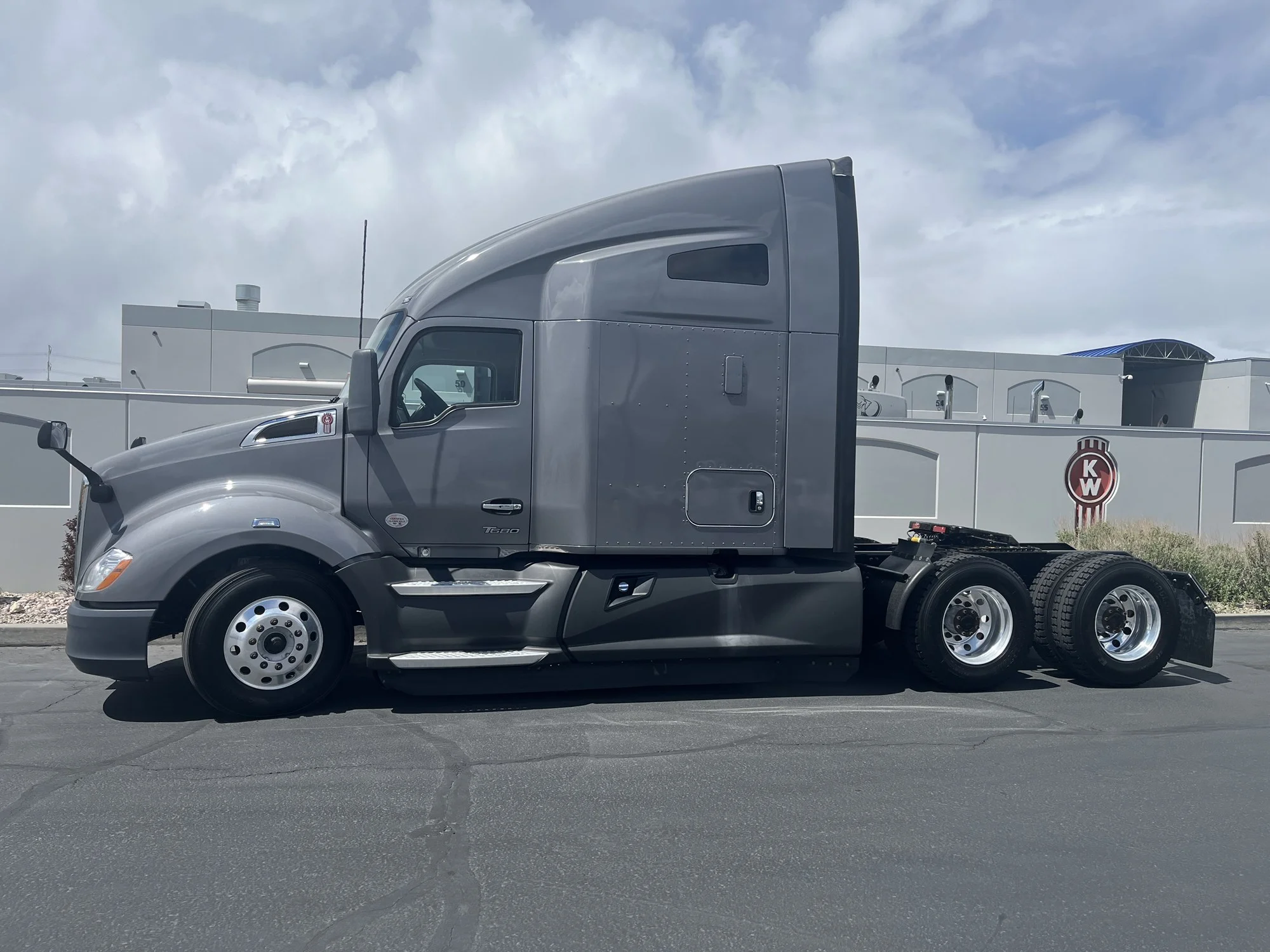 2022 Kenworth T680 in Salt Lake, UT, UT