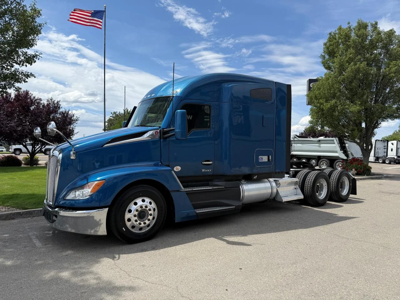 2023 Kenworth T680