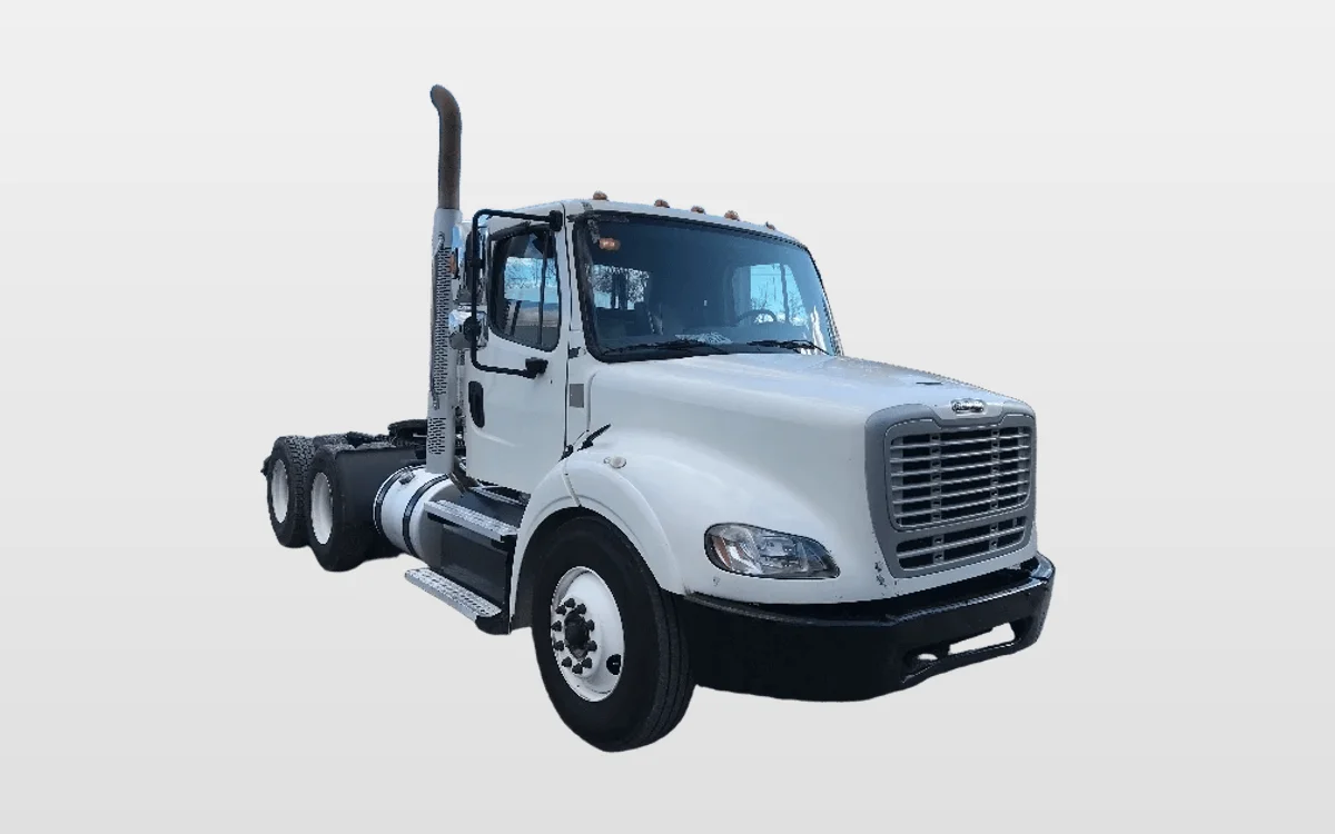 2020 Freightliner M2 112 - image 1