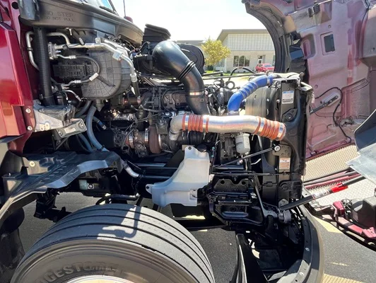 2023 Kenworth T680 in Cedar Rapids, IA — photo 16