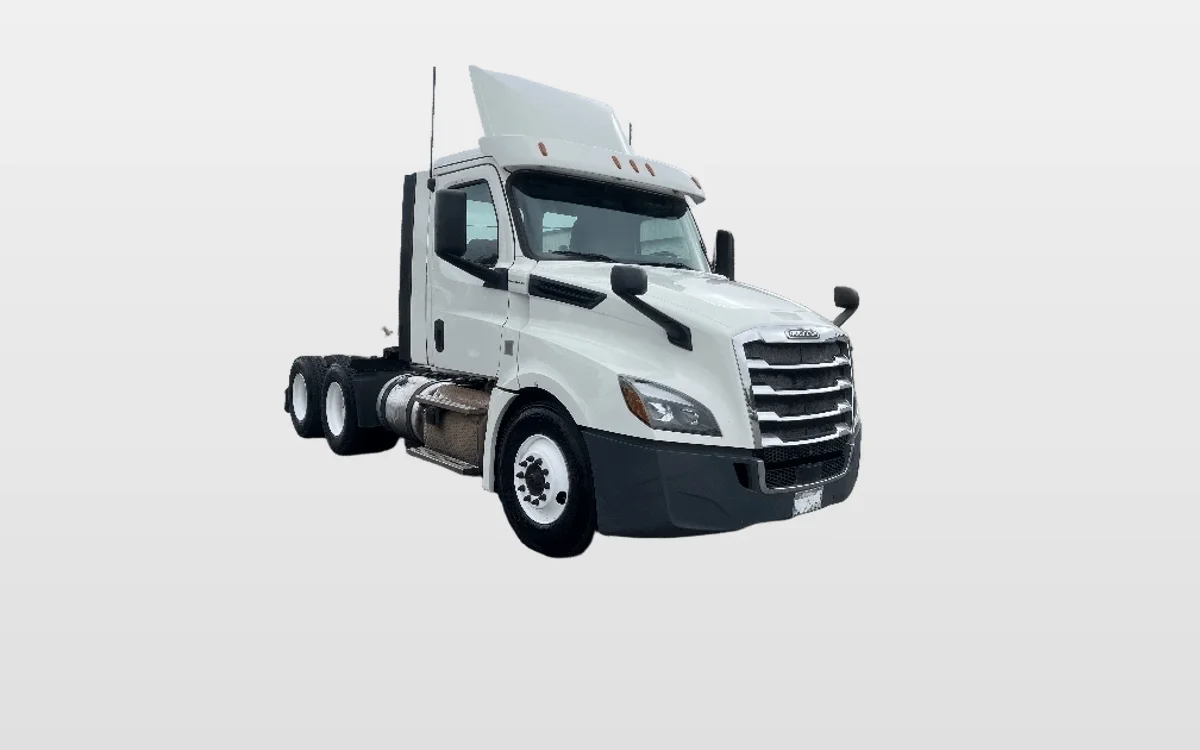 2019 Freightliner - image 1