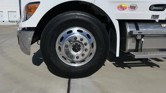 2025 Peterbilt 536 — photo 16