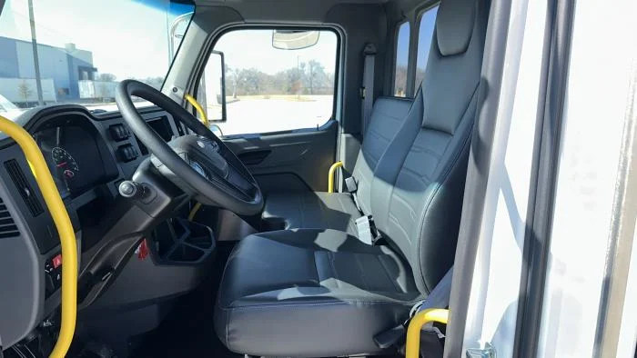 2025 Peterbilt 536 — photo 24