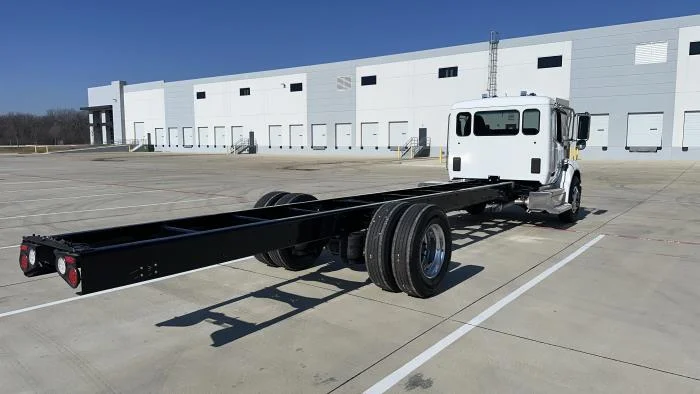 2025 Peterbilt 536 — photo 10