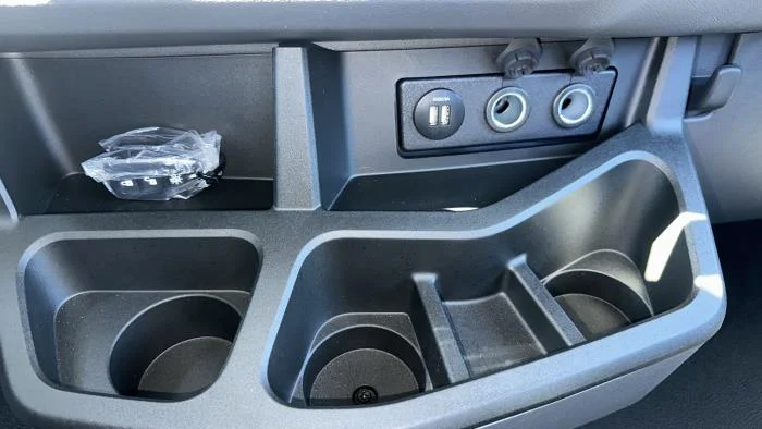 2025 Peterbilt 536 — photo 29