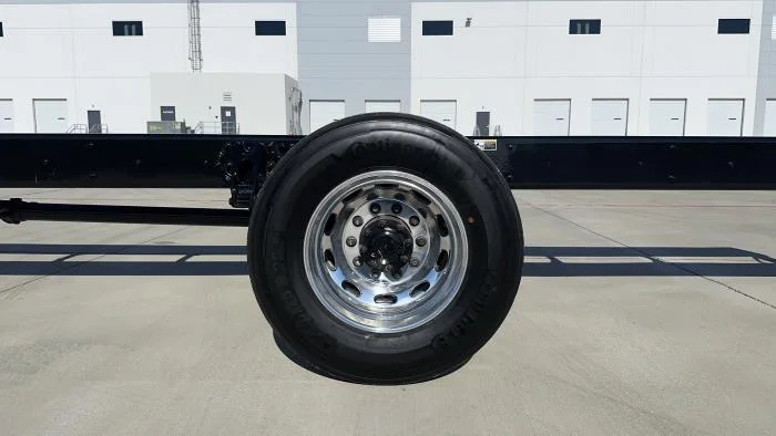 2025 Peterbilt 536 — photo 18