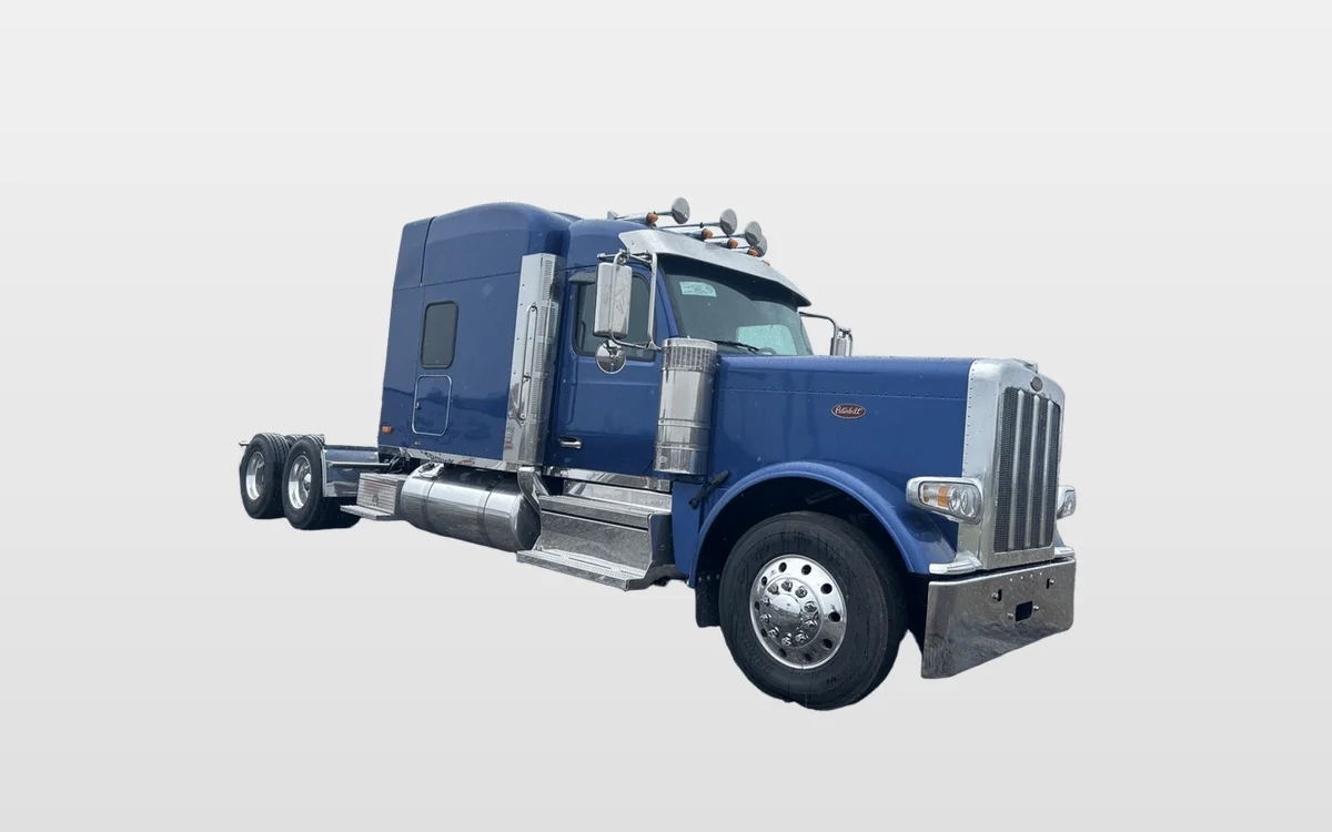 2027 Peterbilt - image 1