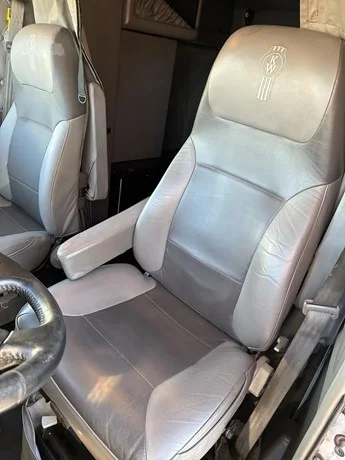 2021 Kenworth W900 - image 13