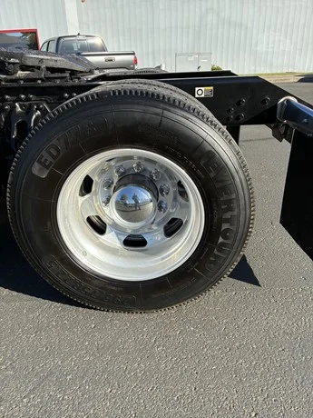 2021 Kenworth W900 - image 7