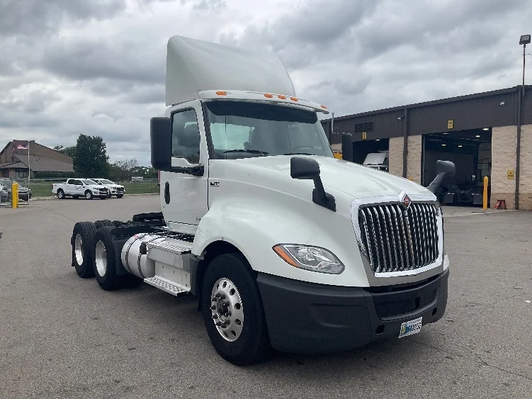 2019 International LT in Piqua, OH