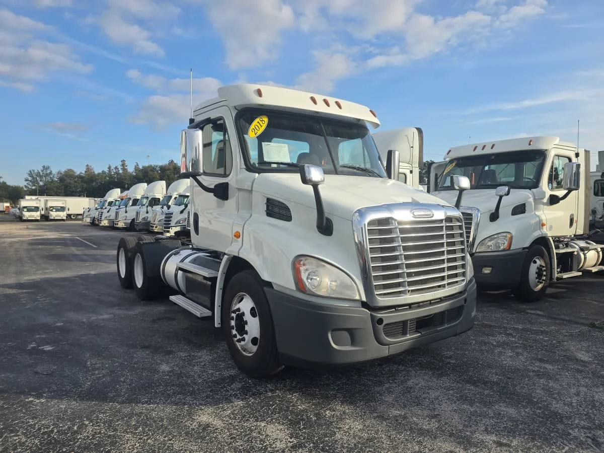 2018 Freightliner Cascadia in Tampa, FL