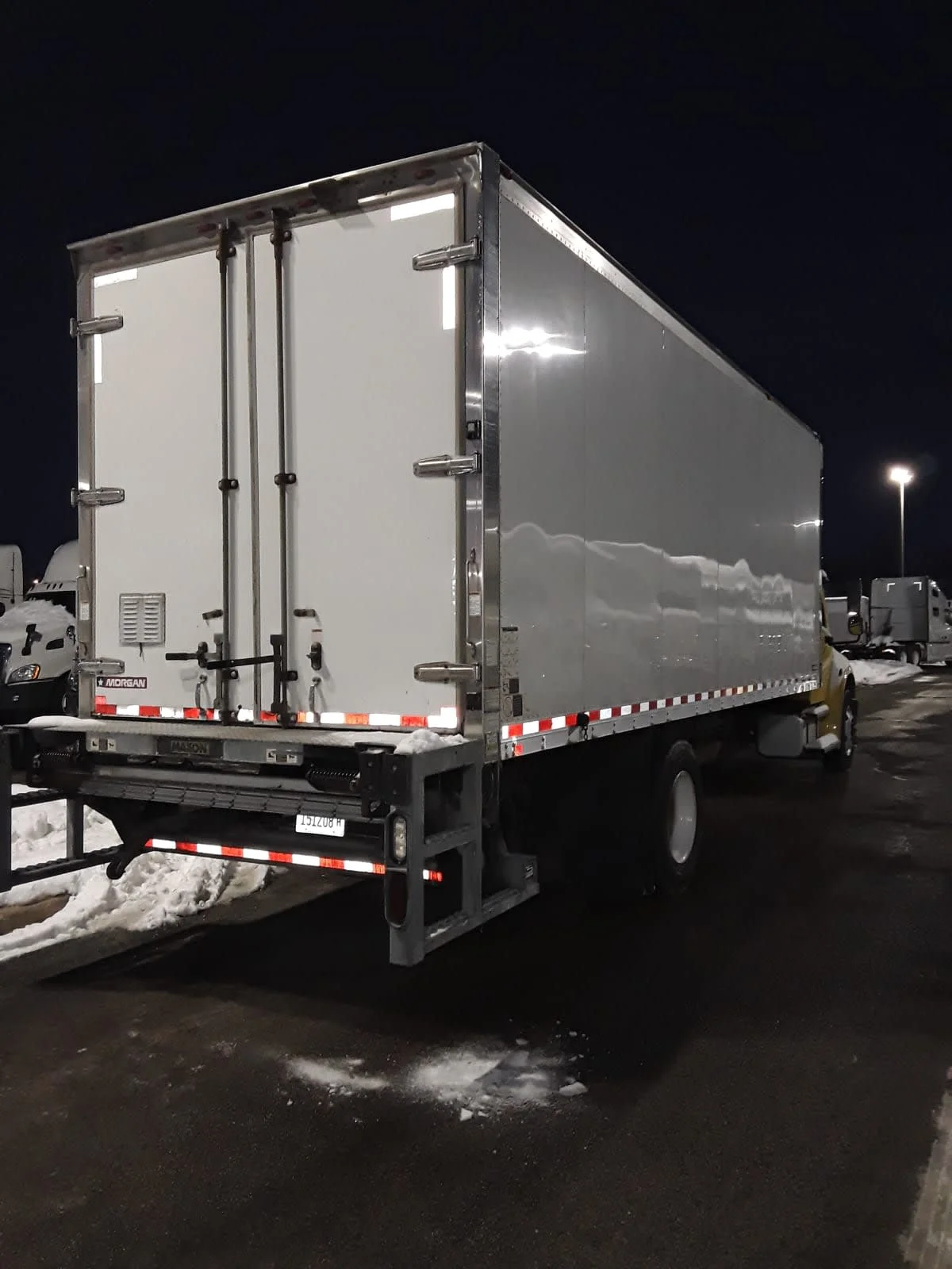 2016 Freightliner M2 106 in Bolingbrook, IL — photo 4