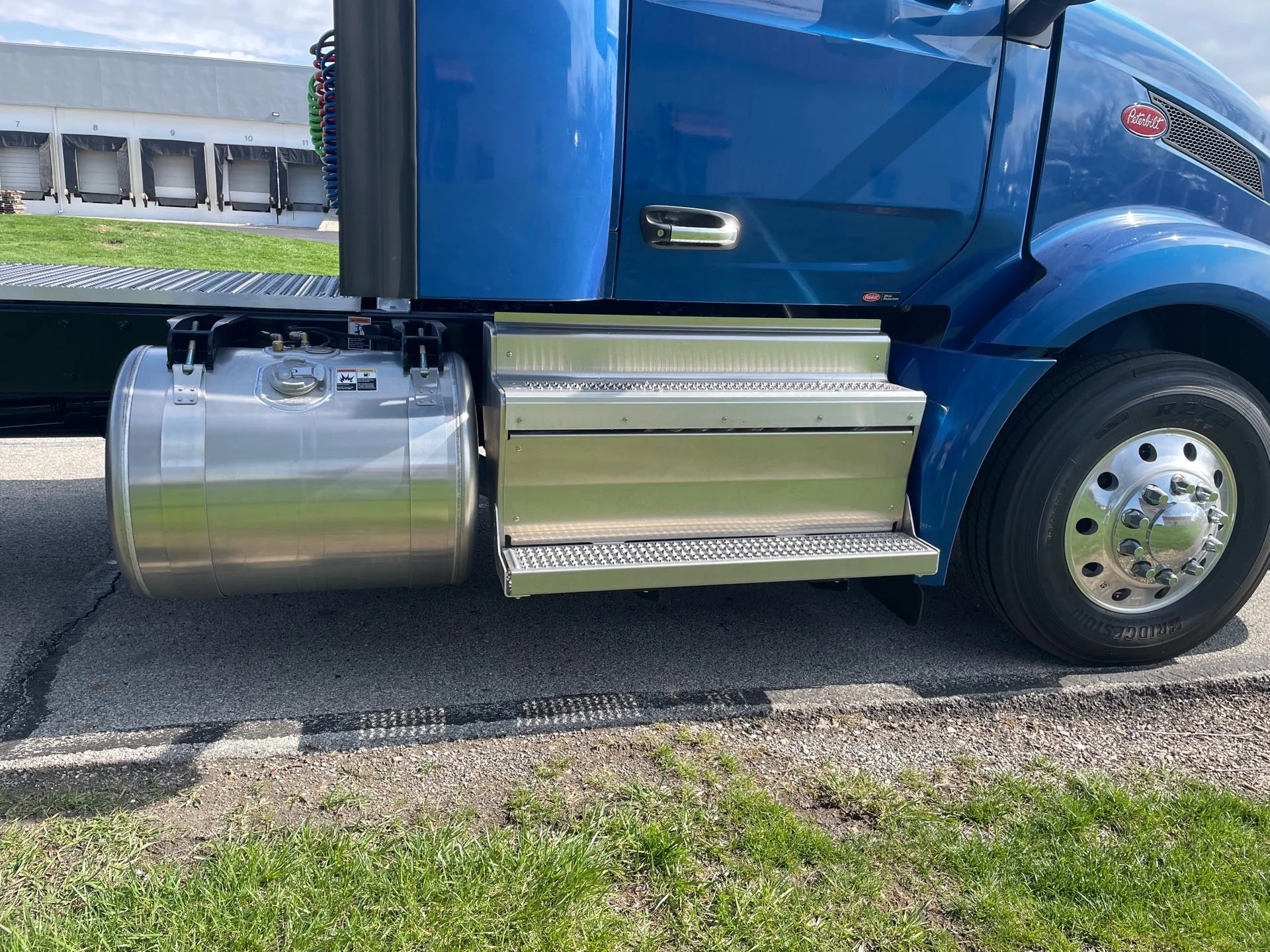2027 Peterbilt 579 in Lima, OH — photo 4