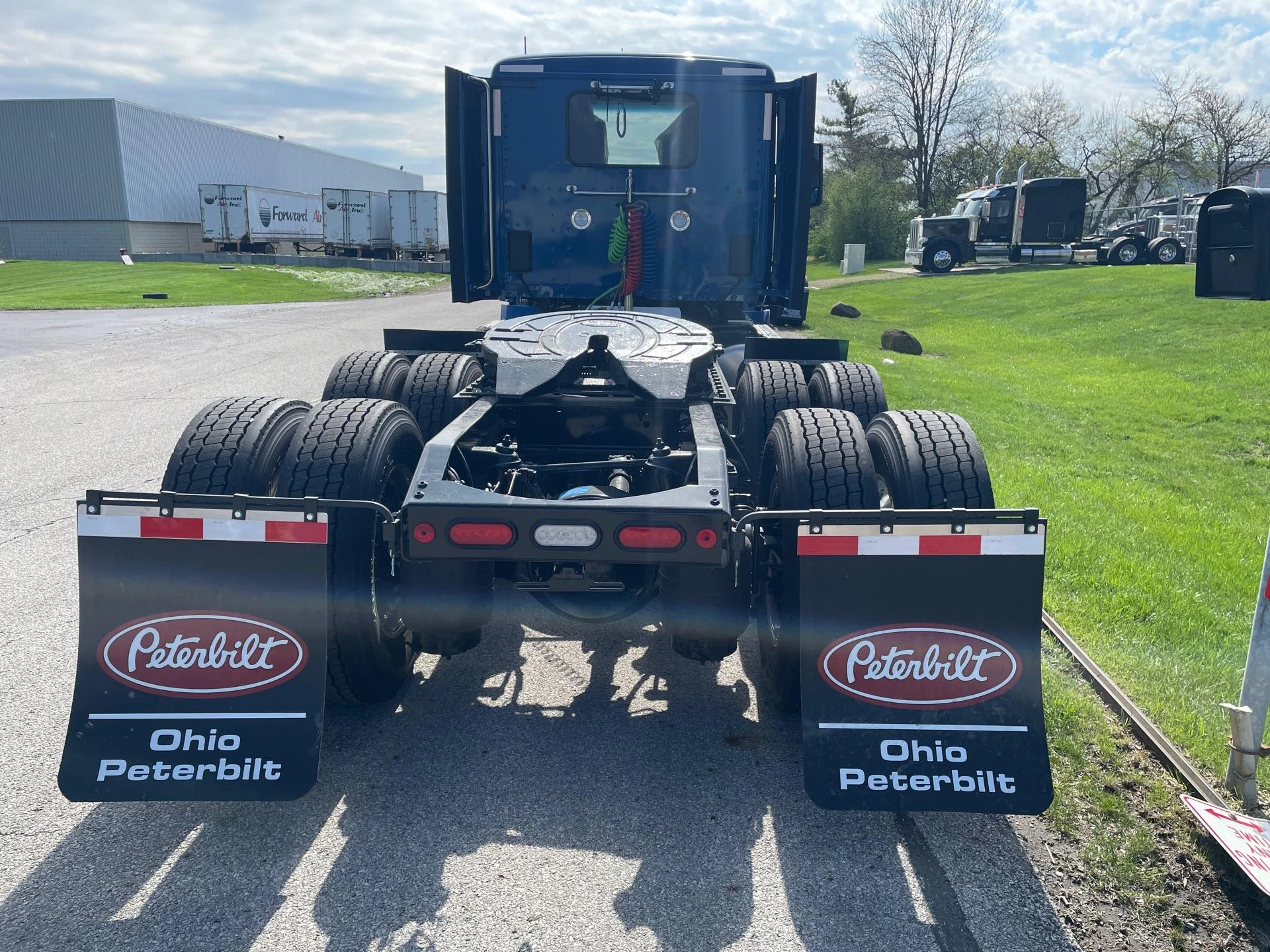 2027 Peterbilt 579 in Lima, OH — photo 7