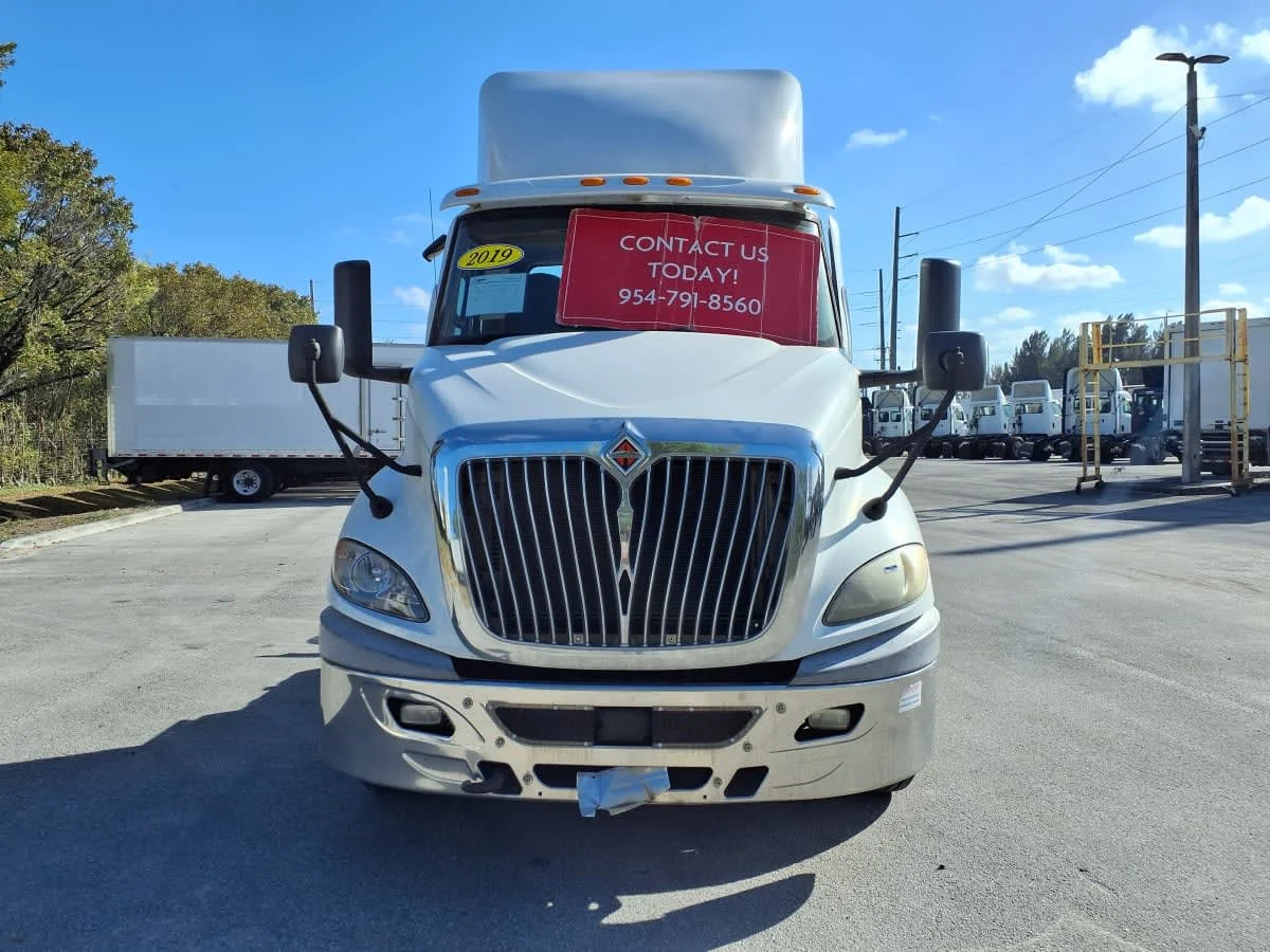 2019 International RH in Davie, FL — photo 2