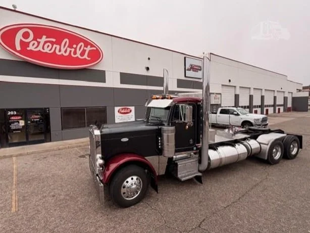 1996 Peterbilt 379 in St. George, UT — photo 5