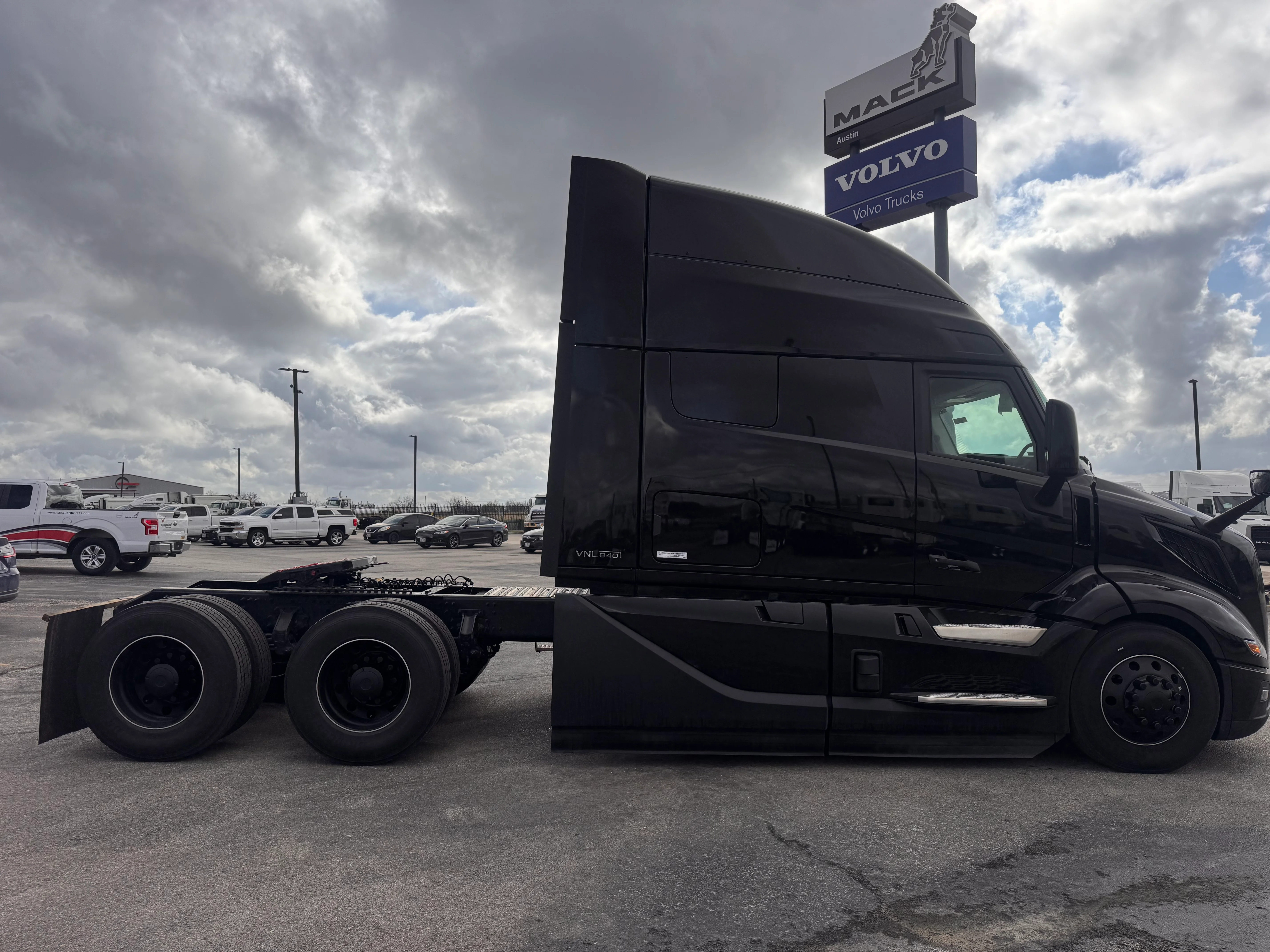 2026 Volvo in Austin, TX — photo 6