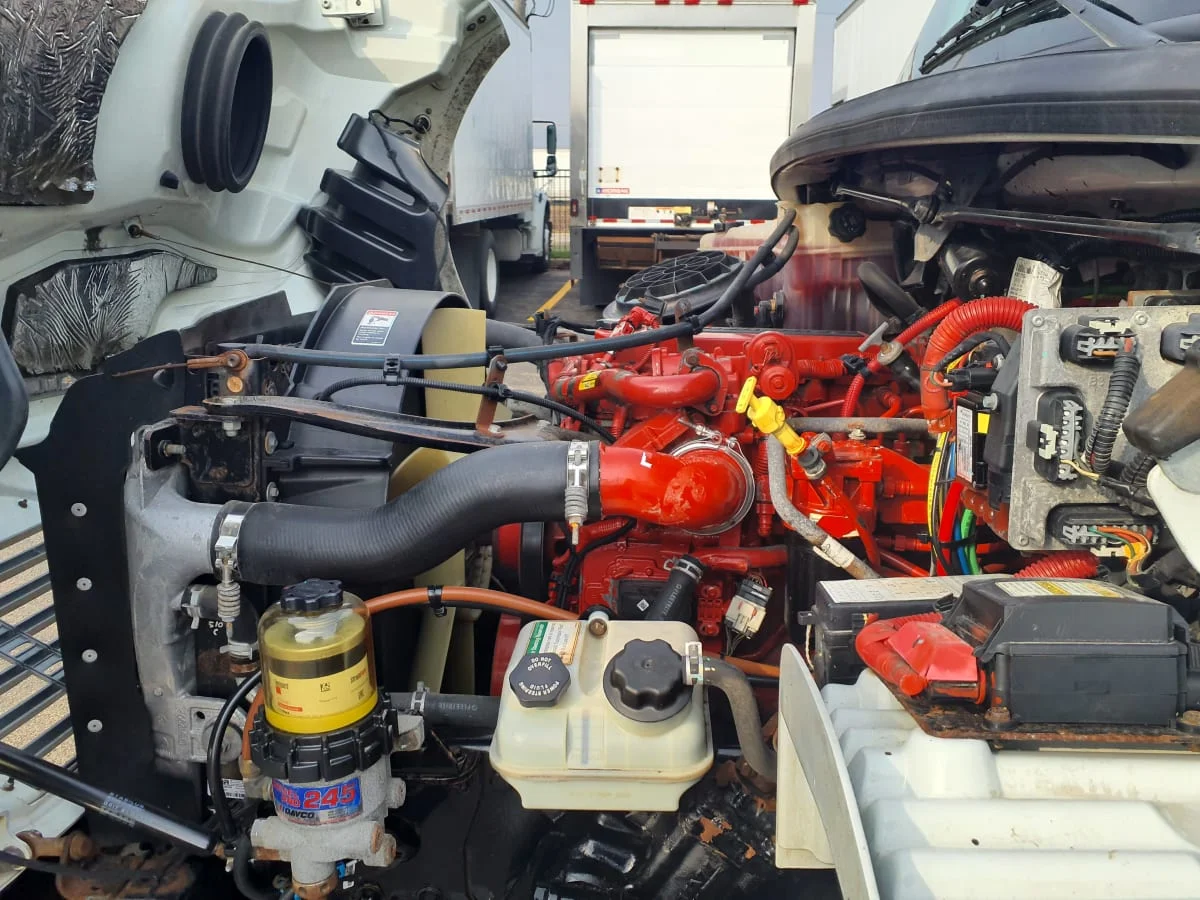 2019 Freightliner M2 106 - image 10