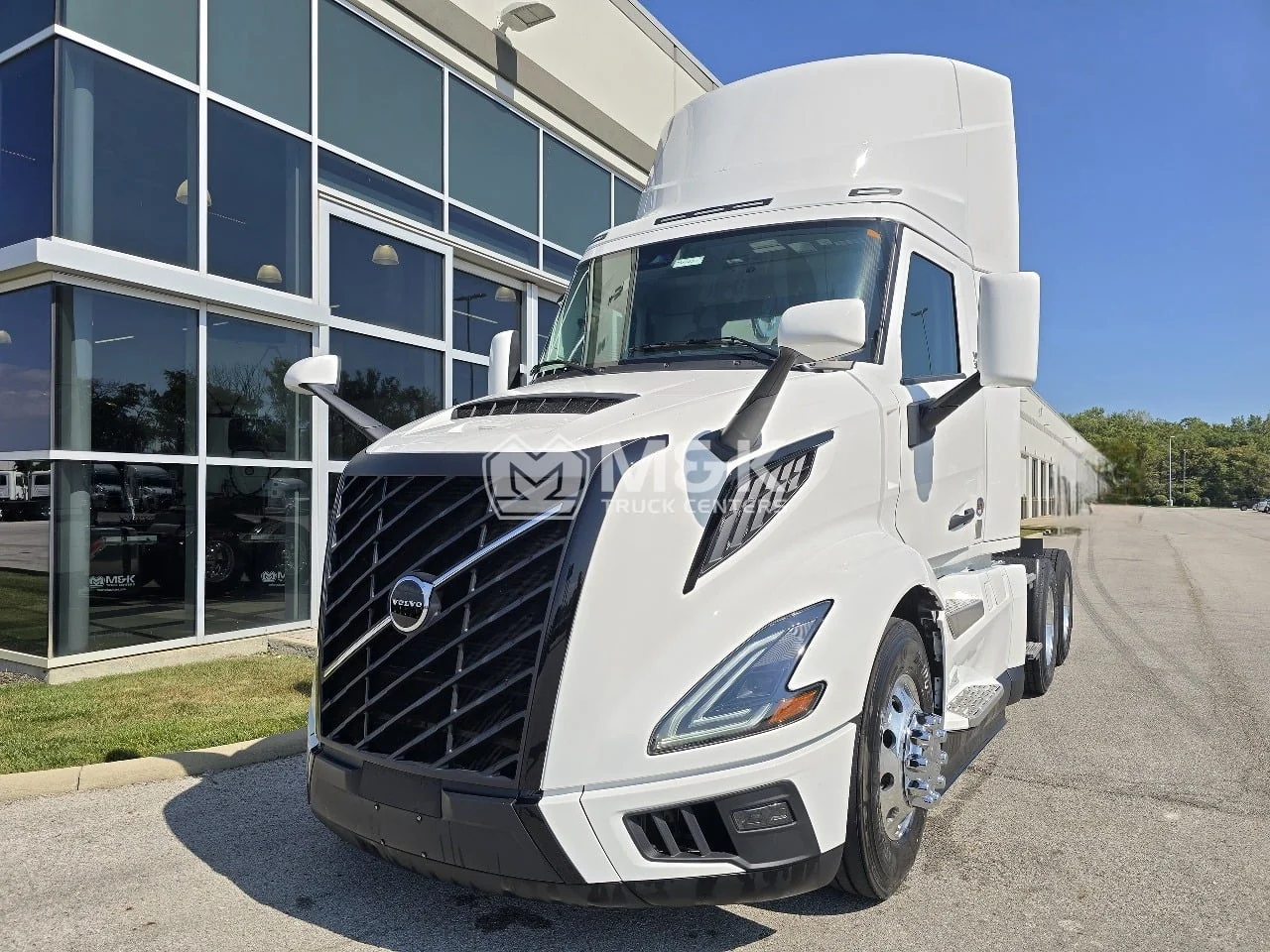 2025 Volvo VNL 300 in Toledo, OH