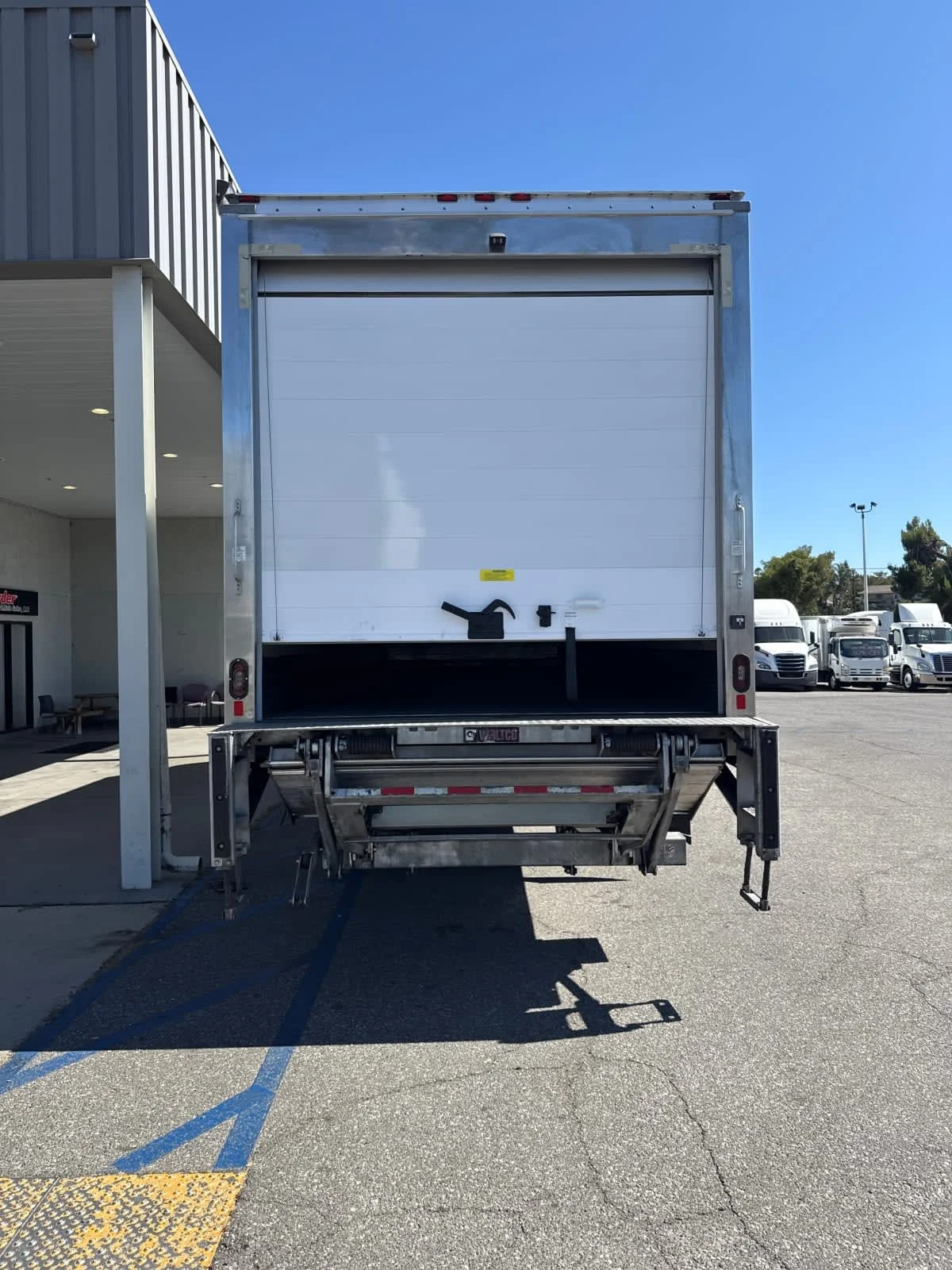2019 International MV in Pomona, CA — photo 5