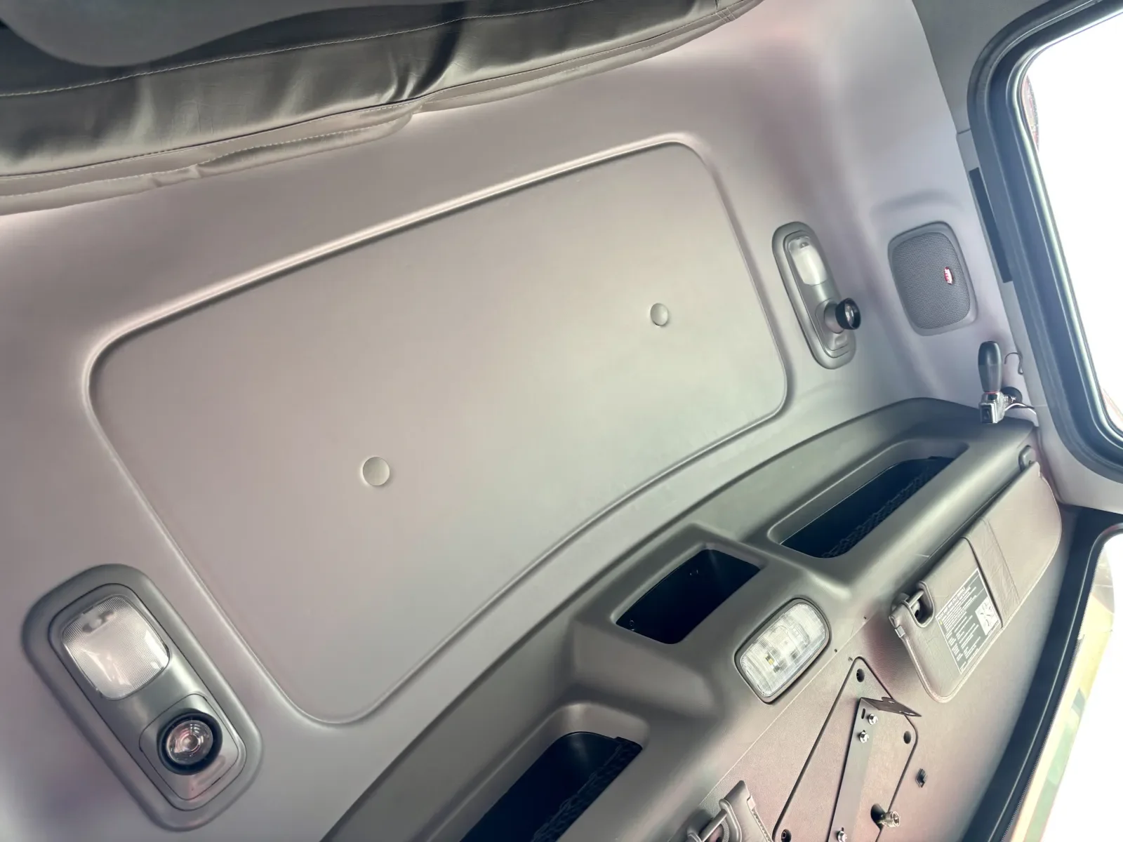 2024 Peterbilt 389 - image 20