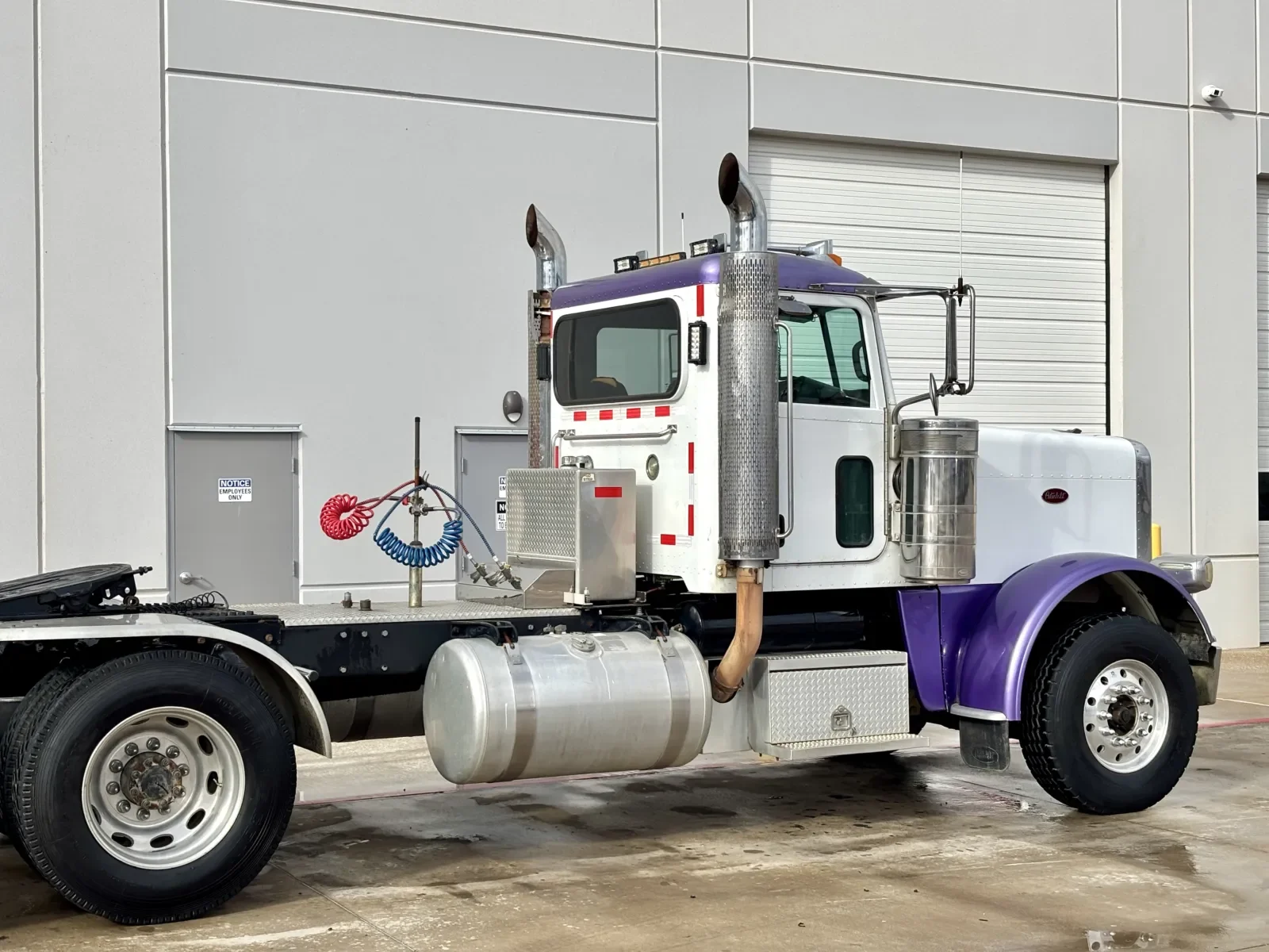 2008 Peterbilt 388 in Hutchins, TX — photo 7