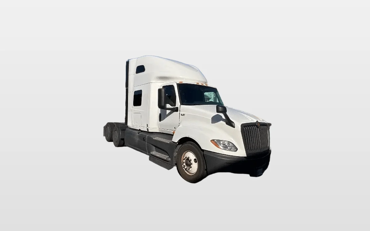 2023 International LT - image 1