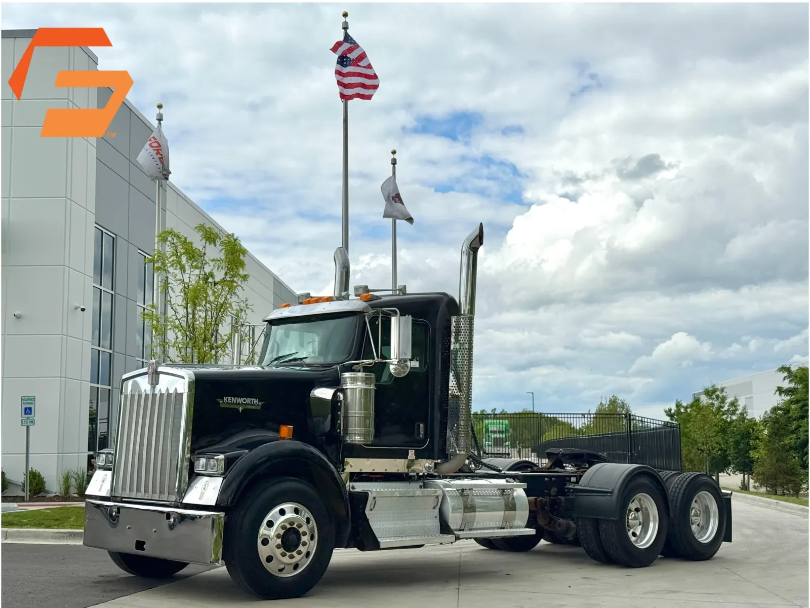 2019 Kenworth W900 in New Lenox, IL
