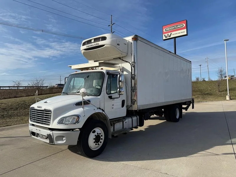 2019 Freightliner M2 106 in Walton, KY — photo 13
