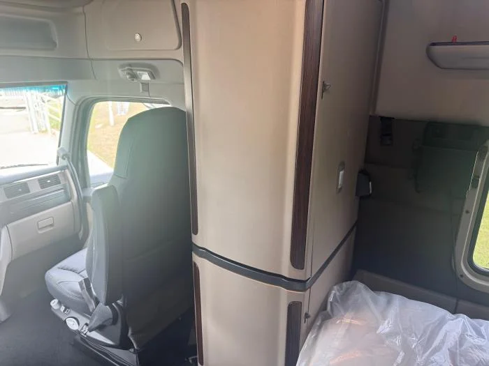 2026 Peterbilt 579 - image 23